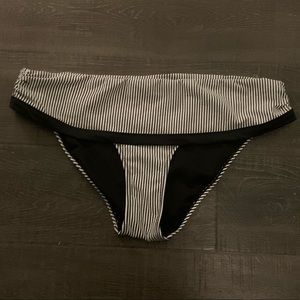 Jessica Simpson Sz L bottoms bikini,swim